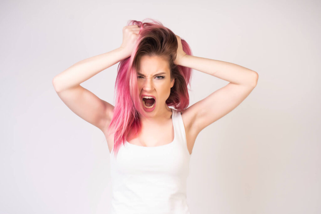 cheveux en mauvais état après 2 colorations en 3 jours
