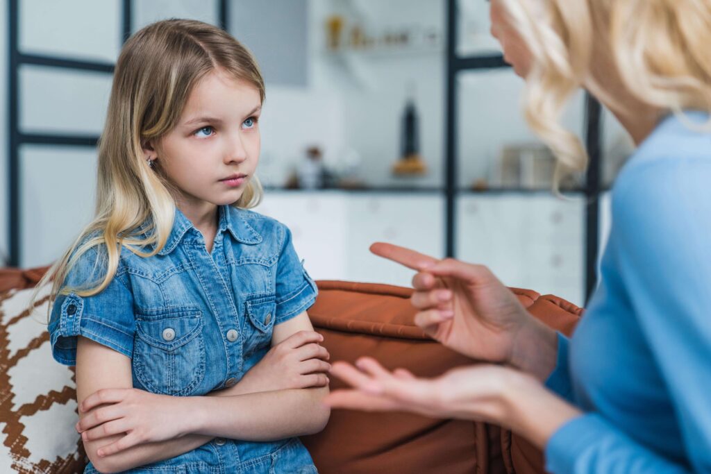 Discussion entre belle mère et belle fille